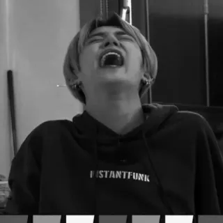 ✨ c16524f1 FISTANTFUNK คน, เสื้อมีฮู้ด, หัวเราะ, ขาวดำ, ในร่ม telegram sticker