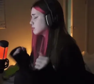 💃 70e18189 telegram sticker