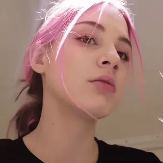 💋 42abc46a ผู้หญิง, เด็กผู้หญิง, ภาพเหมือน, ผมสีชมพู, หน้า telegram sticker