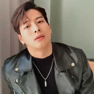 ⚔ d214a2ae Mann, Jacke, Porträt, Person, Männlich, Asiatisch, Hübsch telegram sticker