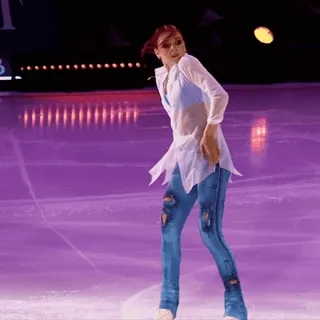 🧚‍♀️ 8e82a75c Patinagem artística, Patinagem no gelo, Mulher, Esporte, Atleta, Pista de gelo telegram sticker