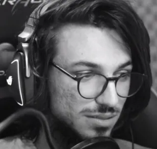 😐 2b8e7f53 whatsapp sticker