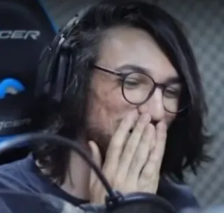 😳 820a136a whatsapp sticker