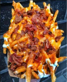 🍟 2ee0b11c khoai tây chiên, đồ ăn, thịt xông khói, phô mai, ngon, đồ ăn vặt, bữa ăn telegram sticker