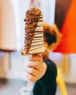 🍦 4a59861e tráng miệng, kem que, kem, đồ ăn vặt, thức ăn telegram sticker