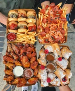 🍟 5369eb44 đồ ăn, cánh gà, khoai tây chiên, món tráng miệng, bánh mì mini, món khai vị, khay tiệc telegram sticker