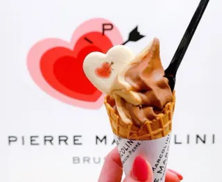 🍦 60a49759 PIERRE MARCOLINI BRUSSELS kem, tráng miệng, thức ăn, sô cô la, trái tim, PIERRE MARCOLINI telegram sticker