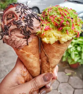 🍦 6efb1823 FOODZAAARA kem, ốc quế, món tráng miệng, thức ăn, ngọt, rắc đường telegram sticker