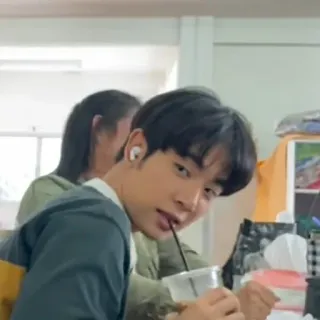 😏 8a8f82b4 whatsapp sticker