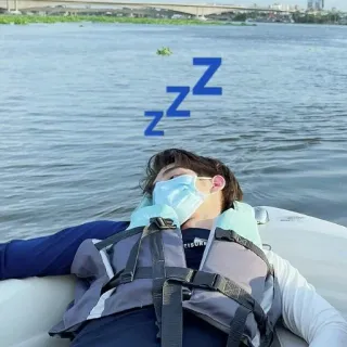 💤 e91c58be ZZZ tidur, pria, perahu, tidur siang, lelah, sungai whatsapp sticker