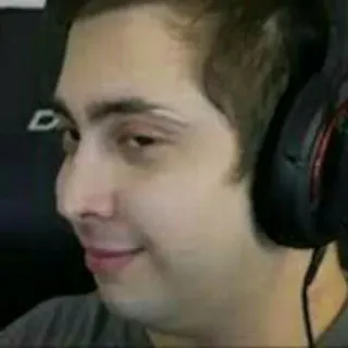 🙃 a6dd7f4d คน, หน้า, ภาพเหมือน, ผู้ชาย, หูฟัง telegram sticker