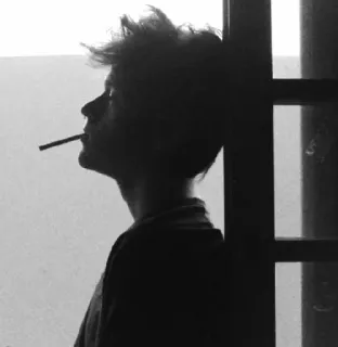 🙂 89c6699e คน, บุหรี่, สูบบุหรี่, เงา, ภาพเหมือน telegram sticker