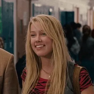 🧜‍♀ ee77acaa amber heard, attrice, donna, bionda, ritratto, sorriso whatsapp sticker