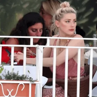 🩰 2dc82c5b Amber Heard Schauspielerin, blond, Promi, Frau, Person, privat telegram sticker