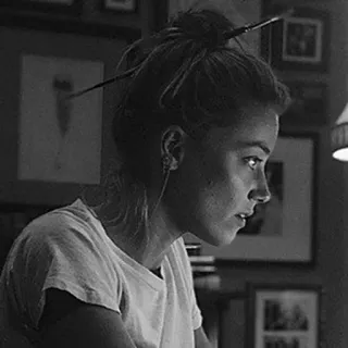 🥀 0d00821c wanita, seniman, lukisan, kuas, potret telegram sticker