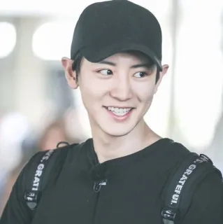 😬 1baa7b91 GRATEFUL портрет, мужчина, шляпа, человек, улыбка, благодарный telegram sticker