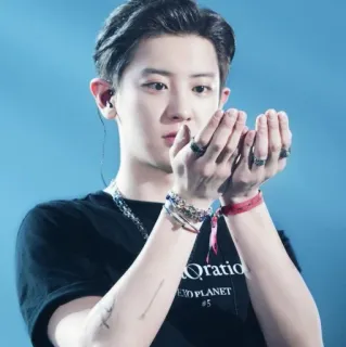 😥 6eaf5f22 EXO PLANET #5 exo, kpop, идол, музыка, певец, концерт telegram sticker