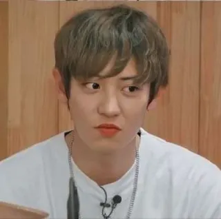 🥺 7f93e5ba мужчина, человек, портрет, мужской, в помещении, выражение лица telegram sticker