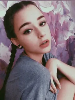 ⭐ 9e7b14e5 여자, 인물 사진, 소녀, 예쁜, 사람, 양갈래 telegram sticker