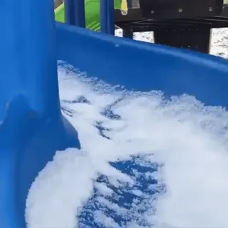 🌟 e83a67c9 Schnee, Rutsche, Spielplatz, Winter, Draußen, Kalt telegram sticker