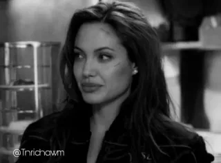➰ 874a7fc5 @Tnrichawm attrice, Angelina Jolie, celebrità, donna telegram sticker