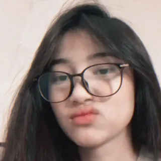 🎀 66be3810 женщина, девушка, портрет, подросток, очки, человек, лицо telegram sticker