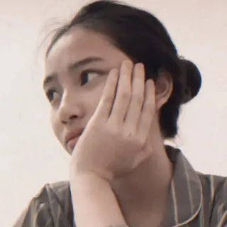 🎀 99dabab8 женщина, портрет, девушка, человек, лицо, задумчивая telegram sticker