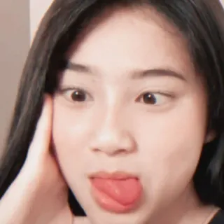 🎀 d3fe50c5 азиатка, смешное лицо, глупый, язык, милый, женщина, человек telegram sticker