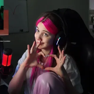 🤍 98e0aa02 telegram sticker