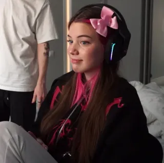 🤍 d9897eec telegram sticker