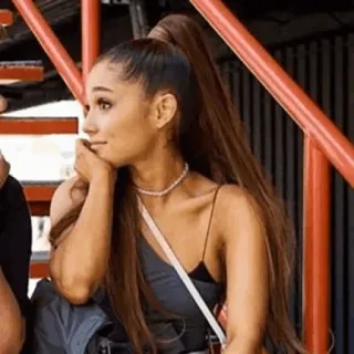 🌃 94cf4377 Ariana Grande người nổi tiếng, ca sĩ, ngôi sao nhạc pop, phụ nữ, tóc đuôi ngựa, chân dung telegram sticker