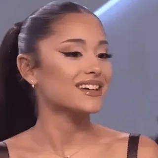 😐 17ff8a84 Ariana Grande chanteur, célébrité, pop star, musicien, femme, portrait telegram sticker