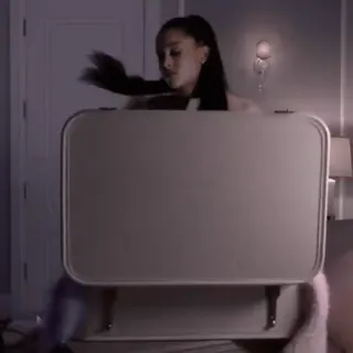 🎬;; ариана гранде!! @helpbymad :: @fStikBot telegram stickers