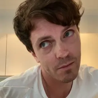 🤨 ef608f70 telegram sticker