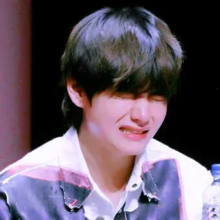 😭 9ff9b352 V kpop, idol, cantante, celebridad, persona, masculino telegram sticker