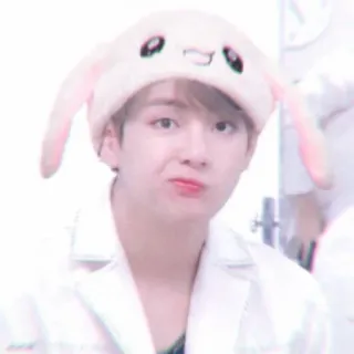 🐰 ccd151d3 persona, retrato, gorro de conejo, lindo, selfi telegram sticker