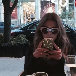 🦄 f8bba082 telegram sticker