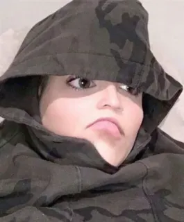 👼 0fadbd51 hoodie, potret, loreng whatsapp sticker