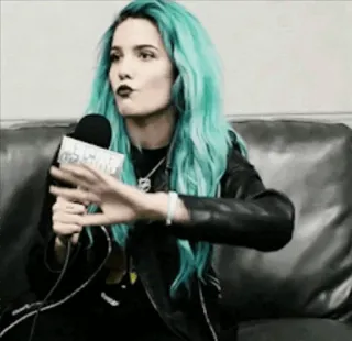 👼 190833f4 Halsey Halsey, penyanyi, wawancara, selebriti, musik, rambut teal whatsapp sticker