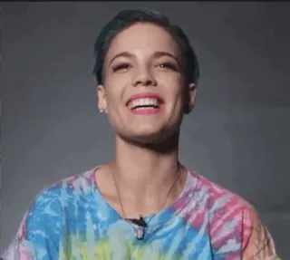 🌸 46a45044 wanita, tersenyum, potret, orang, tie dye, bahagia whatsapp sticker