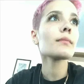 👼 653010f4 Halsey halsey, penyanyi, selebriti, rambut merah muda, potret whatsapp sticker