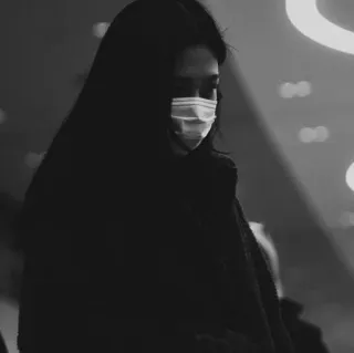 🦋 162d1510 หน้ากาก, ผู้หญิง, ขาวดำ, ภาพเหมือน, หน้ากากอนามัย, โควิด-19 telegram sticker