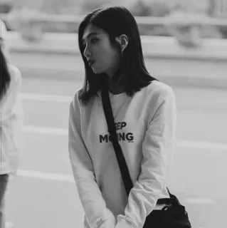 🦋 1cb23494 KEEP MING แฟชั่น, ผู้หญิง, เสื้อสเวตเตอร์, ภาพเหมือน telegram sticker