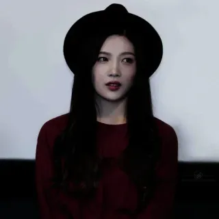 🦋 7ac69ef8 Joy ผู้หญิง, หมวก, เคป็อป, เรดเวลเวต, จอย telegram sticker