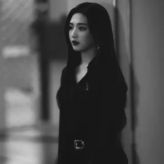 🦋 c26f2782 ผู้หญิง, ภาพเหมือน, ขาวดำ, ผู้หญิง, บุคคล, เด็กผู้หญิง telegram sticker