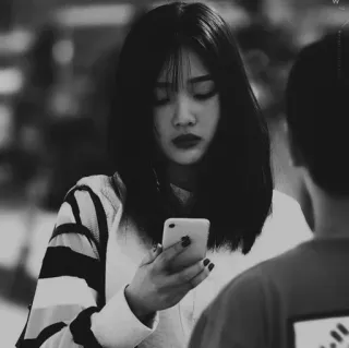 🦋 d0ba8bda ผู้หญิง, คน, ไอโฟน, โทรศัพท์, ขาวดำ, หญิงสาว telegram sticker