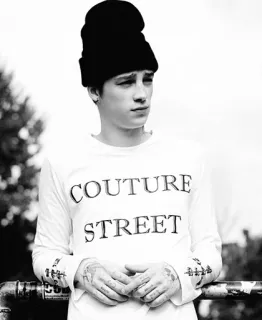 🌻 840d54b0 COUTURE STREET mode, streetwear, couture, pakaian, potret, pria muda, gaya whatsapp sticker