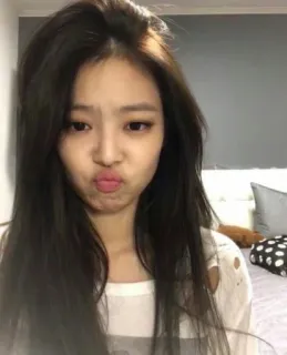 🤧 8233e4af Jennie Kim K-POP, アイドル, 歌手, ジェニ, BLACKPINK telegram sticker