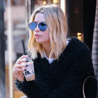 ✨ afa31c8c woman, sunglasses, drink, coffee, iced coffee, portrait telegram sticker