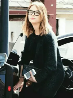 🤚 e05872de telegram sticker